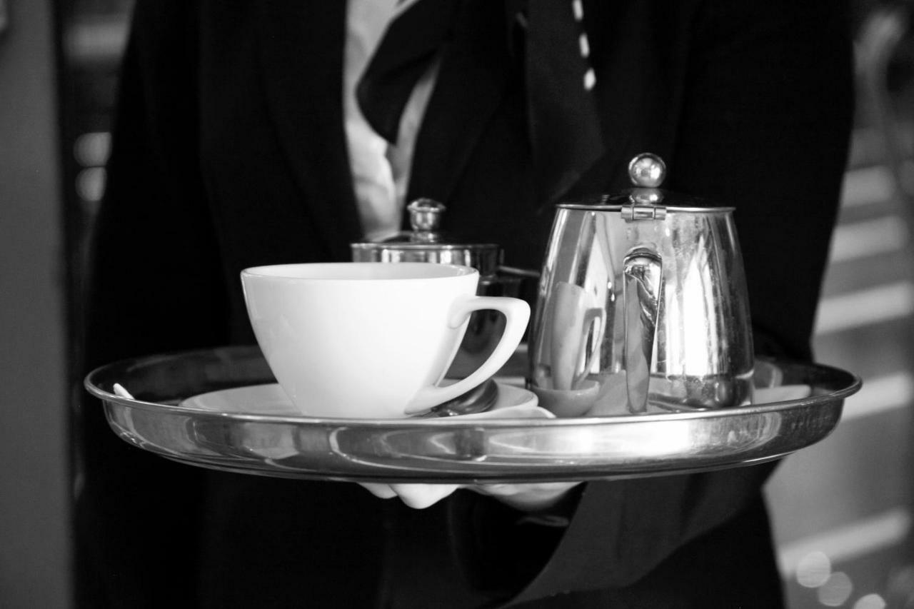 Earl Of Doncaster Hotel Екстер'єр фото
