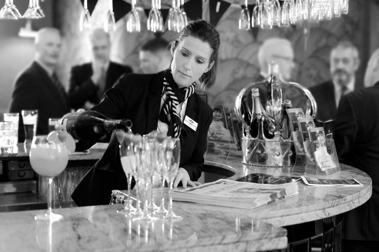 Earl Of Doncaster Hotel Екстер'єр фото